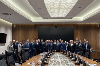 Абай және Шығыс Қазақстан облыстарының бизнес өкілдері мен мемлекеттік органдарымен кездесу (04.11.2025)