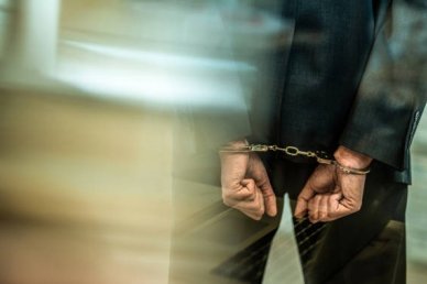 Наказать должностных лиц требует Нуров за незаконное преследование бизнесмена